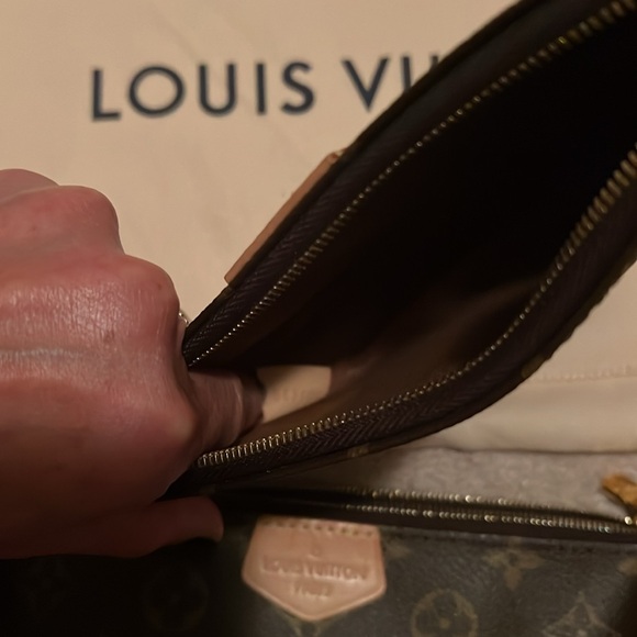 Louis Vuitton Multi-Pochette bag - Picture 13 of 16